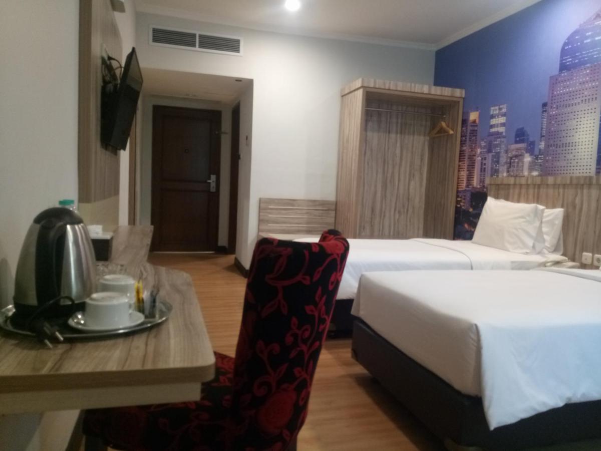 Giia Sanno Hotel Pluit Jakarta Exterior photo