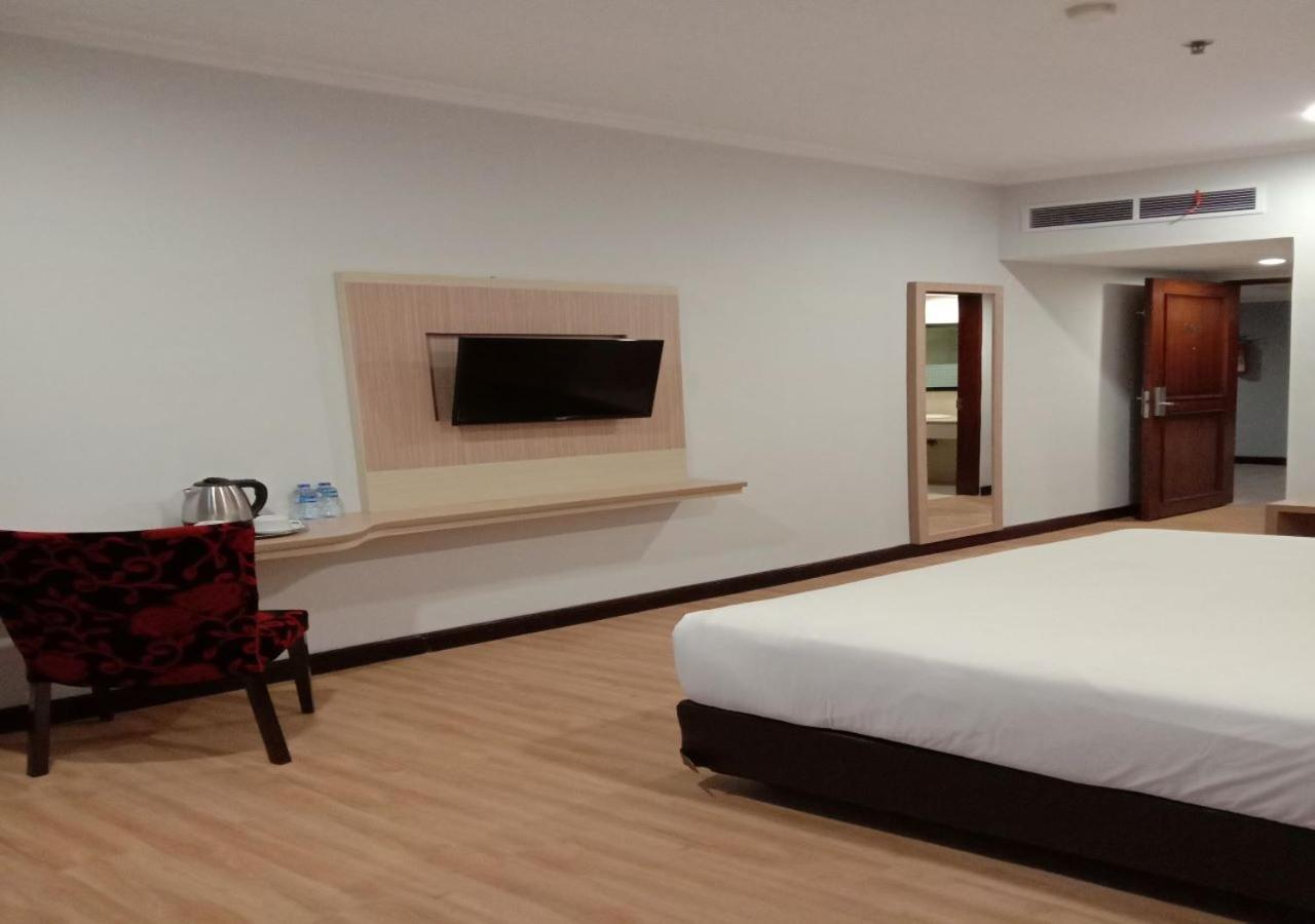 Giia Sanno Hotel Pluit Jakarta Exterior photo